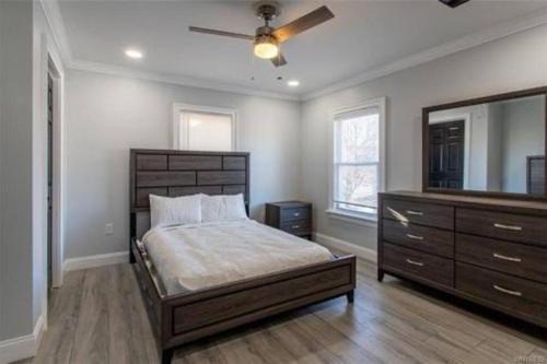 Niagara Falls Casa | Home Away From Home on LaSalle - 3 bd 2 bth Slps 6