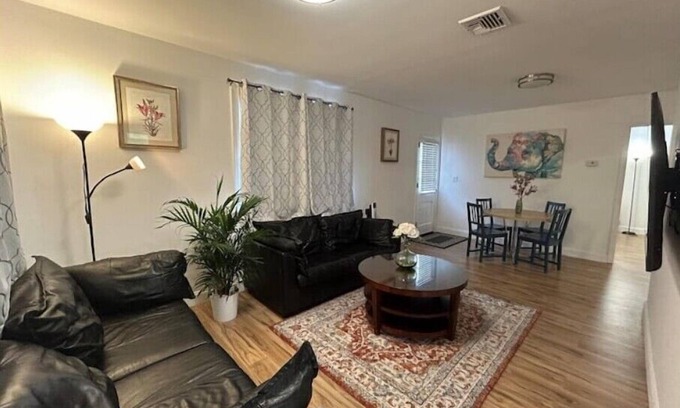 Hackensack Casa | Home away from Home