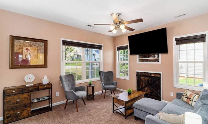 Boiling Springs Casa | "Home Away From Home!" Weekly & Monthly Discounts.