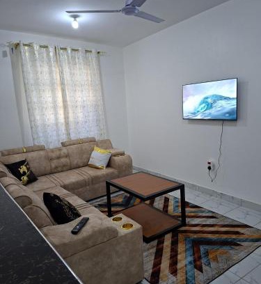 Bamburi Apartamento | Home by Mercy Apiyo
