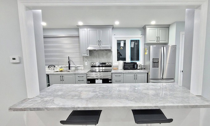 Lakeport Casa | Home Close to Niagara Falls