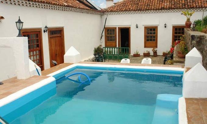 Valle de Guerra Casa | Homerez - Casa a 12 km de la playa para 2 pers. con piscina compartida y jardín