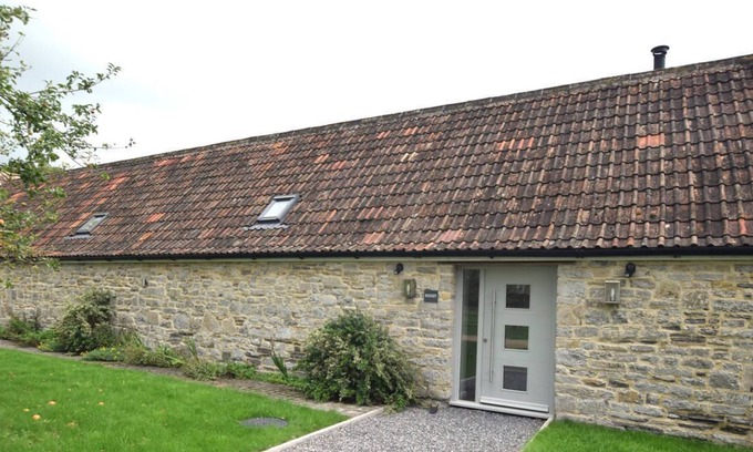 Badgworth Casa | Home Farm - Russet in the beautiful Axbridge