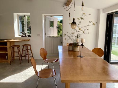 Kingsbridge Cama Y Desayuno | Home Farm - theundergroundstream