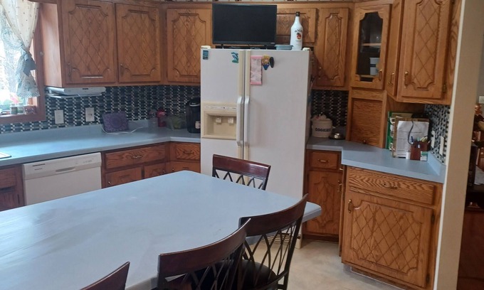 Stevens Point Casa | Home for rent during 2025 NFL Draft. 90 minute drive to Green Bay