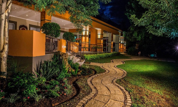 Rustenburg Casa | Home Guesthouse