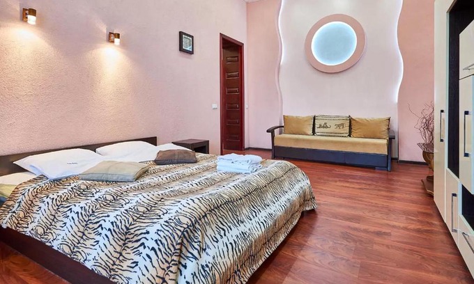 Shevchenkivs'kyi District Apartamento | Home Hotel Apartments on Zoloti Vorota
