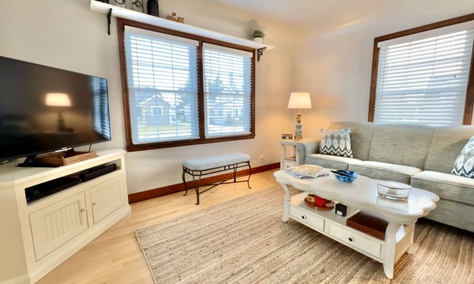 Algoma Casa | Home in Algoma