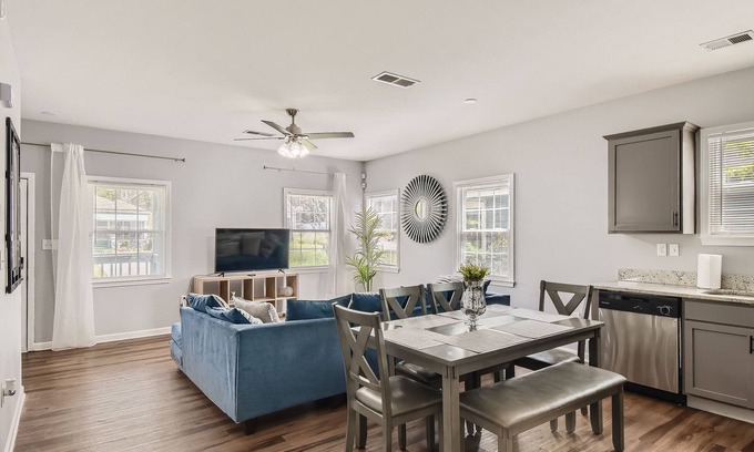 Peoplestown Casa | Home In Heart Of ATL! Attractions Everywhere!
