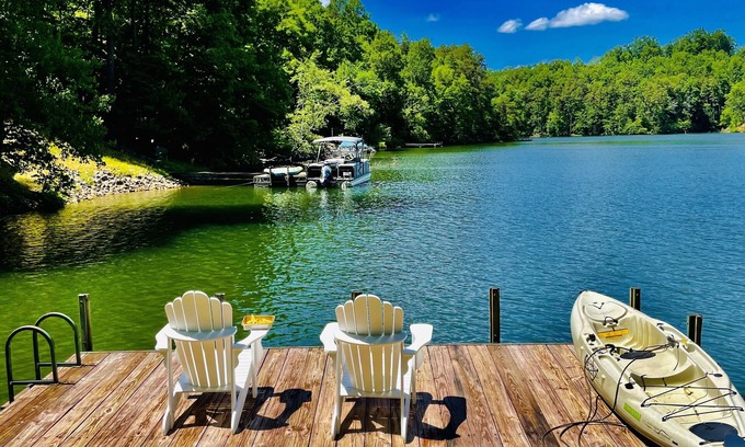 Mill Spring Casa | Home in Mill Spring/Hendersonville no Hurricane damage
