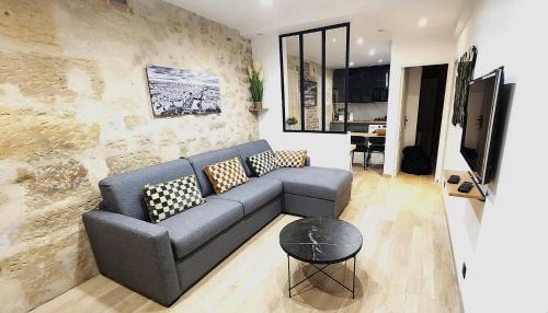 Quartier Sainte-Avoye Apartamento | Home in Paris Chatelet great apt for 6px