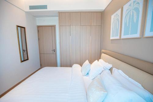 Oyster Bay Apartamento | Home in the Heart of Peninsula