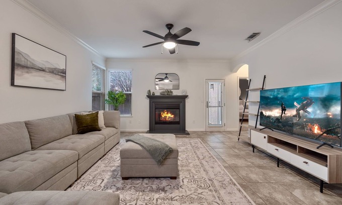 Roseville Casa | Home in the Heart of Roseville
