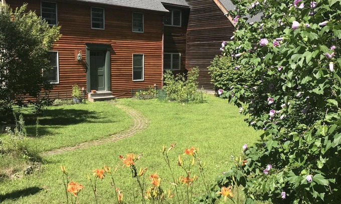 Monson Casa | Home in the woods - Big, Acreage, Nature Oasis, King Bed, Giant Windows