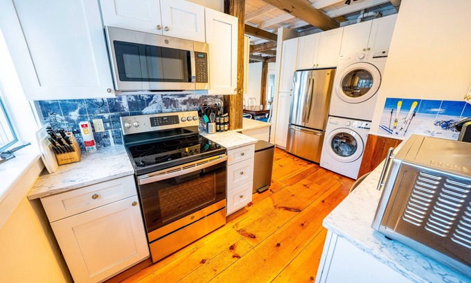 Winhall Casa | Home near Stratton & Bromley with washer/dryer