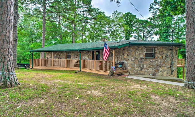 Dandridge Casa | Home on Douglas Lake - Fish and Kayak!