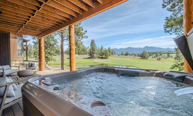 Eureka Casa | Home on the 10th Hole – Home for 8 w/ Incredible Views & Hot Tub