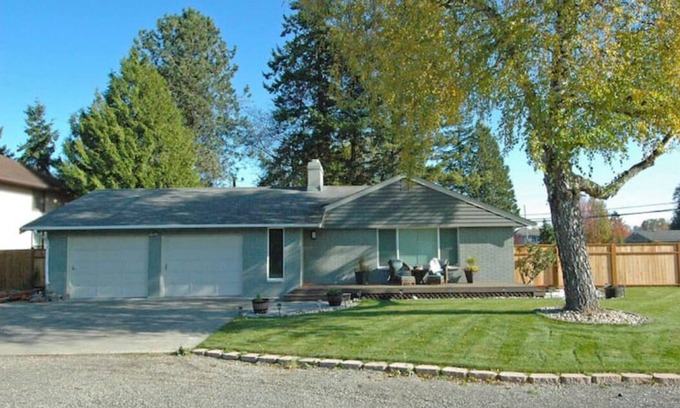 Blaine Casa | Home on the Border - Casa recientemente remodelada a 5 minutos de la frontera canadiense