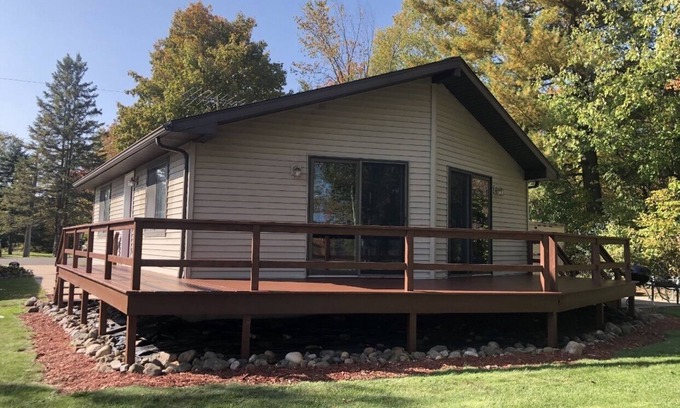 Hayward Casa | Home on the Lake AND Snowmobile / ATV Trails