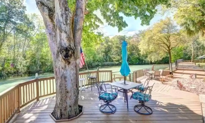 Weeki Wachee Gardens Casa | Home On River. Location, Location, Manatees!!