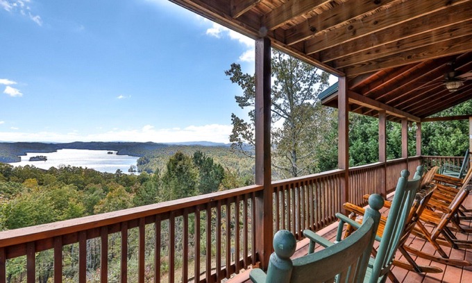 Ellijay Cabina | Home Run View - Impresionantes vistas al lago Carter, capacidad para 15