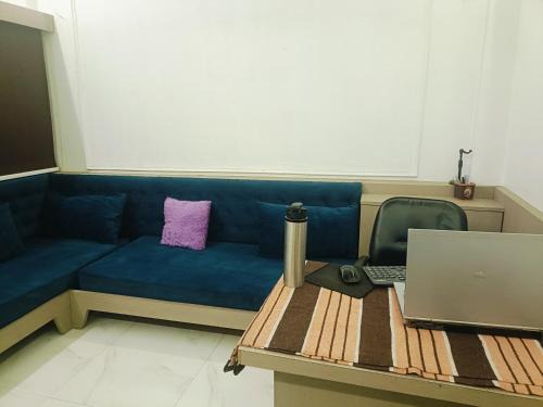 Surat Casa | Home Stay - Maa Kaamal Deep