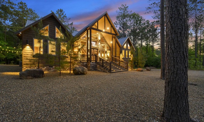 Hochatown Cabina | Home Sweet 'Homa - Rustic Chic Luxury- 5 Bedroom Cabin w/ ALL Amenities!