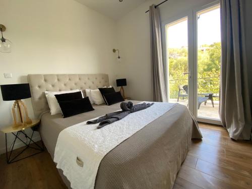 Bastia Apartamento | HOME SWEET HOME 2 pièces 42 m2 Chambre, salon, cuisine, grande terrasse, parking proche centre ville et mer