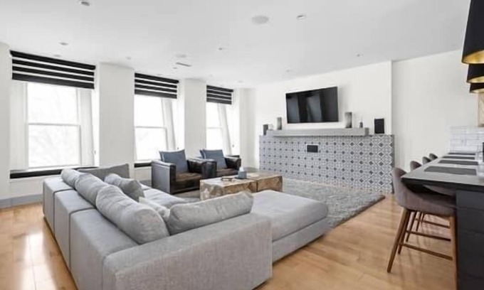 Fall Creek Place Casa | Home Sweet Home at Delaware Loft-2BR/2.5 BA Townhome w/ Rooftop Deck
