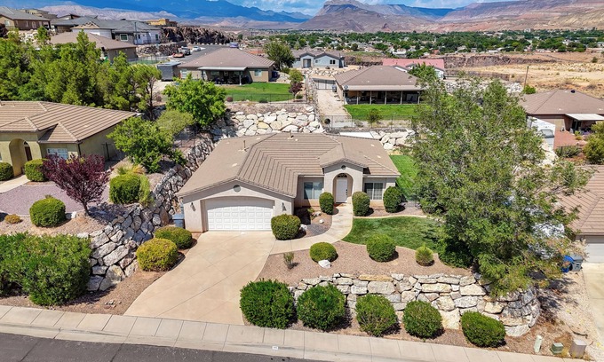 Hurricane Cabaña | Home w/ Game Room: Near Zion National Park!