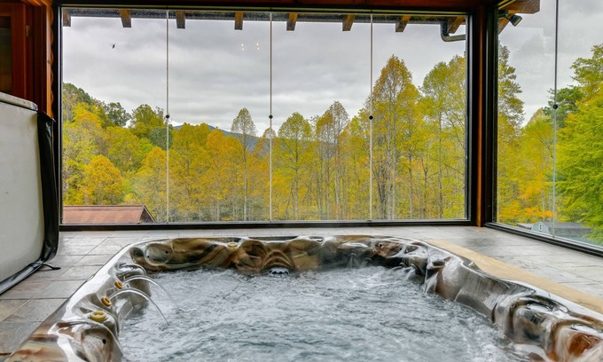 Waynesville Cabina | NUEVO-Waynesville Home 8 Mi to Smoky Mtn Nat’l Park!