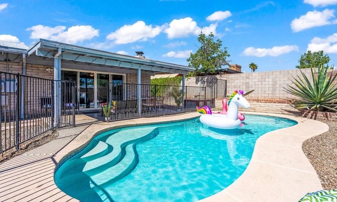 Harrison East South Casa | Home w/Private Pool - 4mi to Saguaro National Park