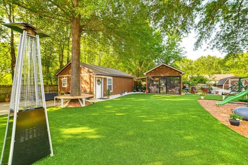 Clarksville Casa | Home with Hot Tub, Playset and Grills in Clarksville!