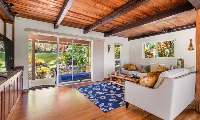 Hawaii Kai Casa | Home with ocean views, studio, large lanai, koi pond, washer/dryer