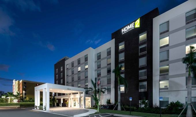 Dania Beach Hotel | Home2 Suites by Hilton Ft. Lauderdale Airport-Cruise Port