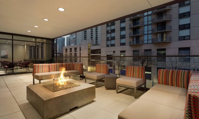 Near North Side Hotel | Home2 Suites by Hilton Chicago River North