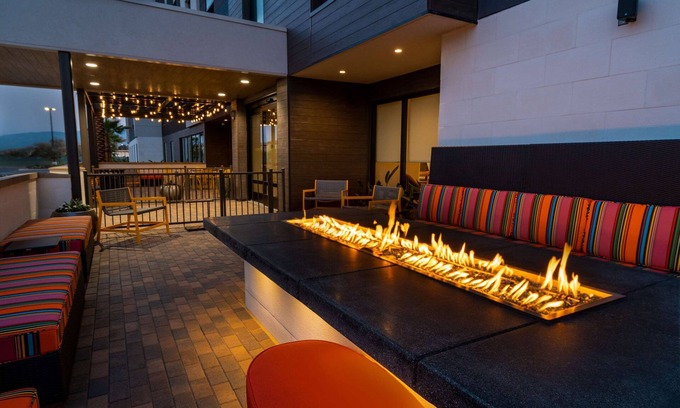 Corona Hotel | Home2 Suites by Hilton Corona
