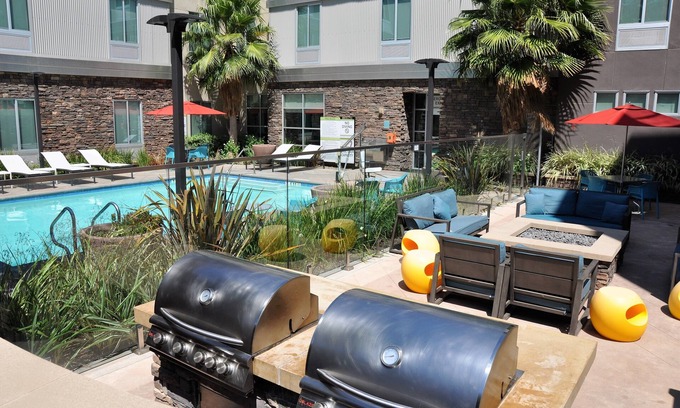 Temecula Hotel | Home2 Suites by Hilton Temecula