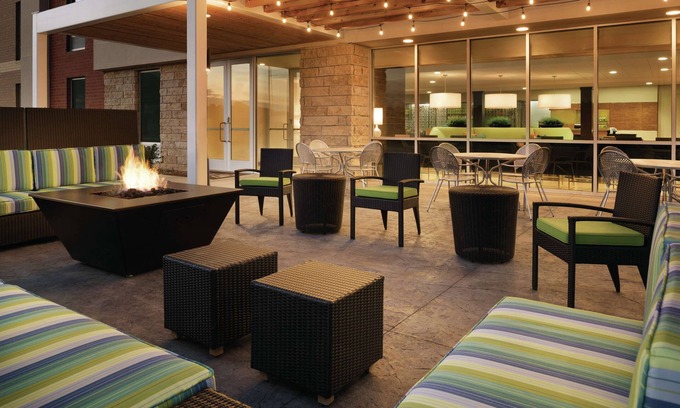 Coralville Hotel | Home2 Suites Iowa City Coralville