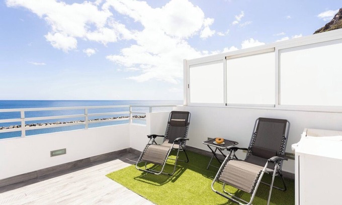 San Andres Apartamento | Home2Book Sea Front Las Teresitas Beach Attic