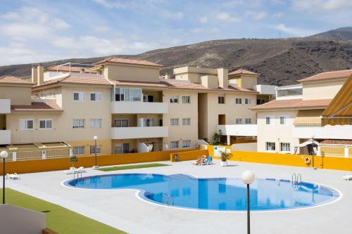 Puerto de Guimar Apartamento | Home2Book Design Duplex Puertito de Güímar, Pool