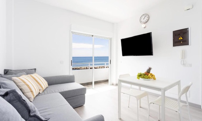 San Andres Apartamento | Home2Book Sea Front Las Teresitas Beach 4