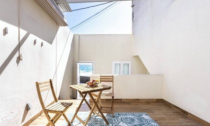 Candelaria Chalet De Esquí | Home2Book Serene Beach Retreat, Candelaria