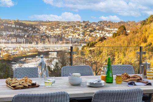 Kingswear Casa | Homefield - Chic charm with unrivalled river views