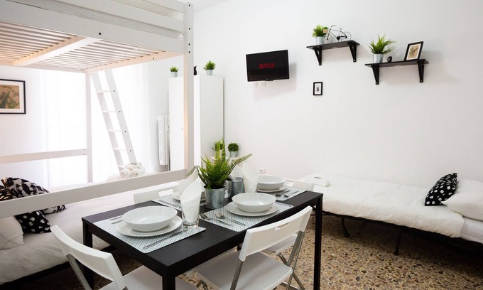 Zona Padova Apartamento | HomeHotel - Anacreon 7