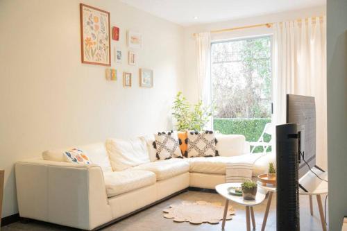Santa Ana Apartamento | Homely Haven Apartment
