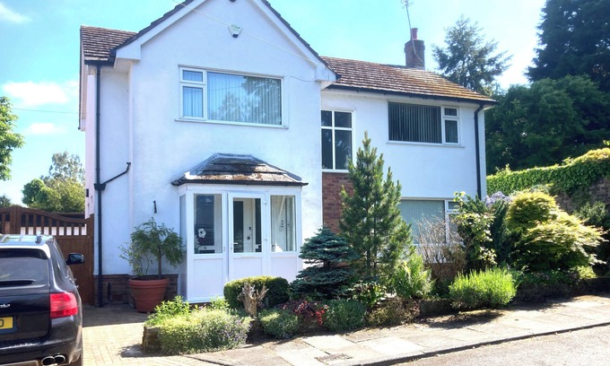 Liverpool Casa | Homely house in a quiet, leafy and perfect location for everything Liverpool