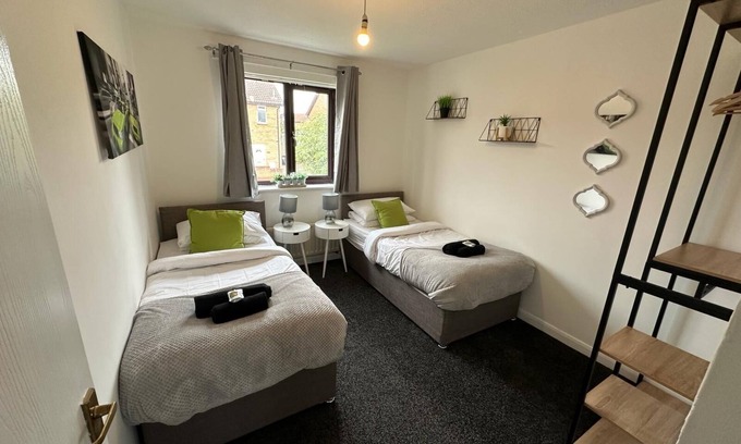 Milton Keynes Casa | Confortable-Casa-Baño Privado