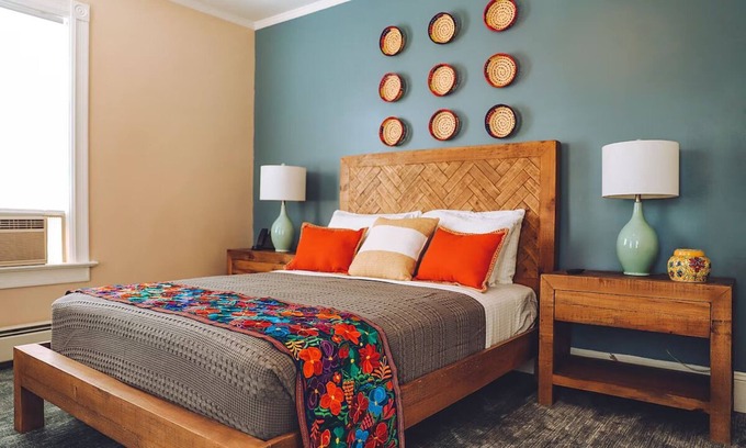 Milford Casa | Homely Room with Charm, Perfect for Downtown Milford Strolls