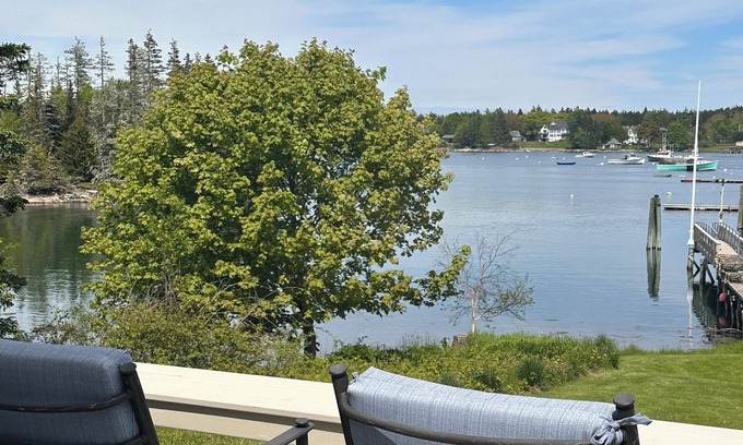 Bernard Casa | Oferta de último minuto en Bass Harbor Waterfront Home Week del 6 al 13 de julio